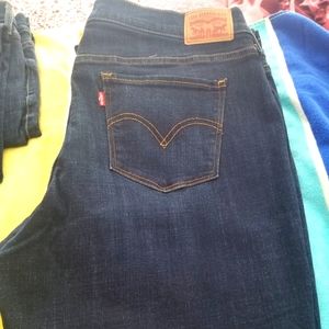 Plus size Levi 414